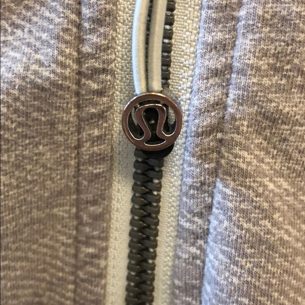 Lululemon. Size 4 Hoodie